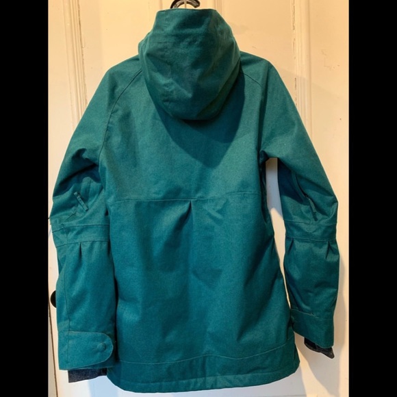Snowboarding Jacket and Pants! - Picture 2 of 8
